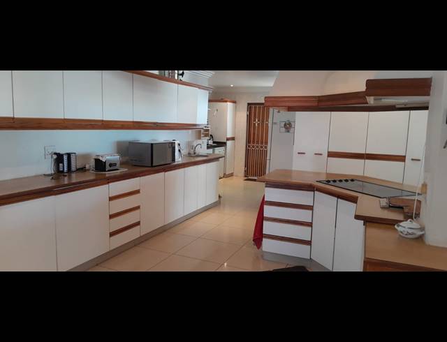 3 BEDROOM FREESTANDING FOR SALE IN HERRWOOD PARK